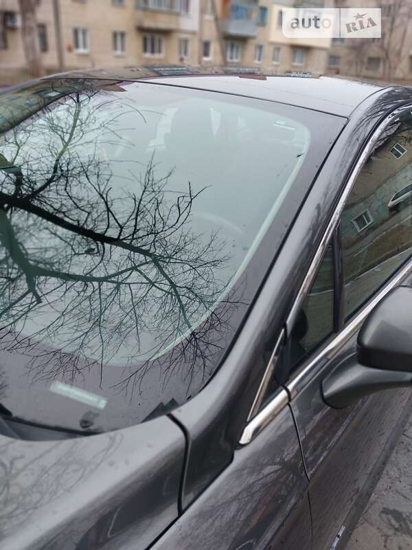 Седан Ford Fusion 2015 в Павлограде