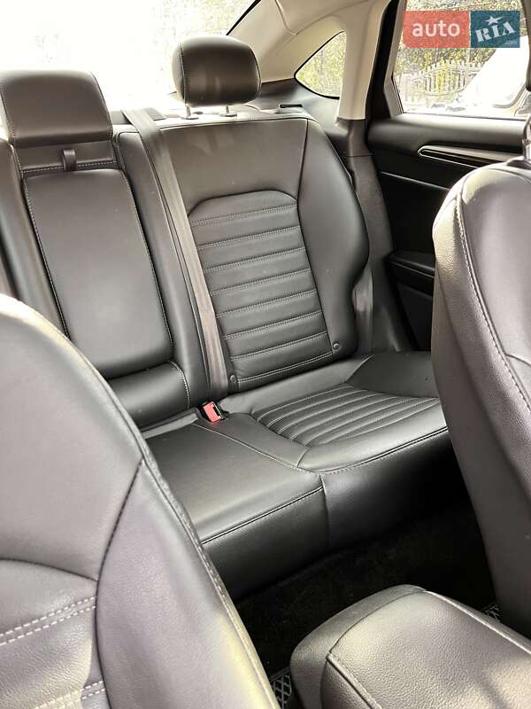 Седан Ford Fusion 2014 в Чемерівцях