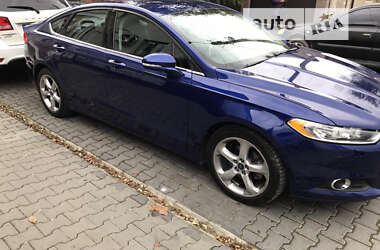 Седан Ford Fusion 2015 в 