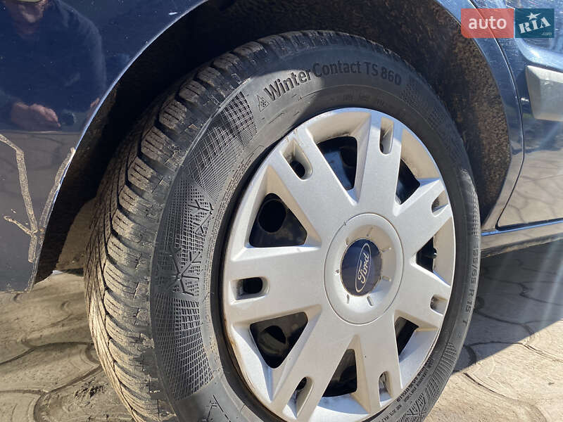 Хетчбек Ford Fusion 2008 в Калуші