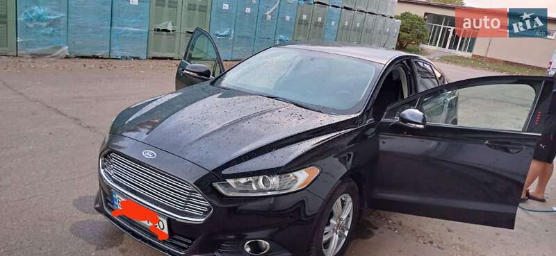 Седан Ford Fusion 2013 в Львові