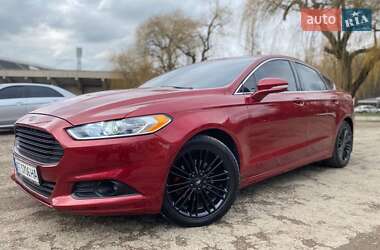 Седан Ford Fusion 2015 в Івано-Франківську