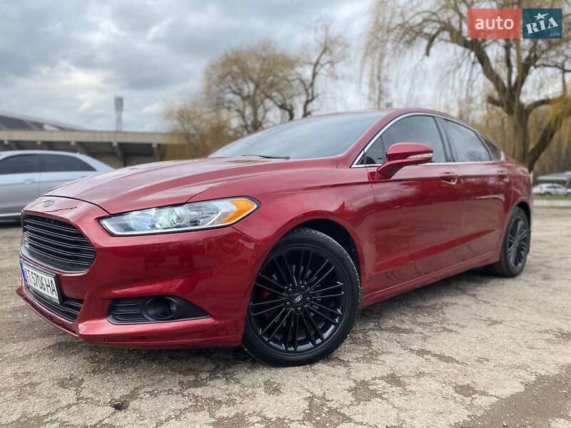 Седан Ford Fusion 2015 в Івано-Франківську