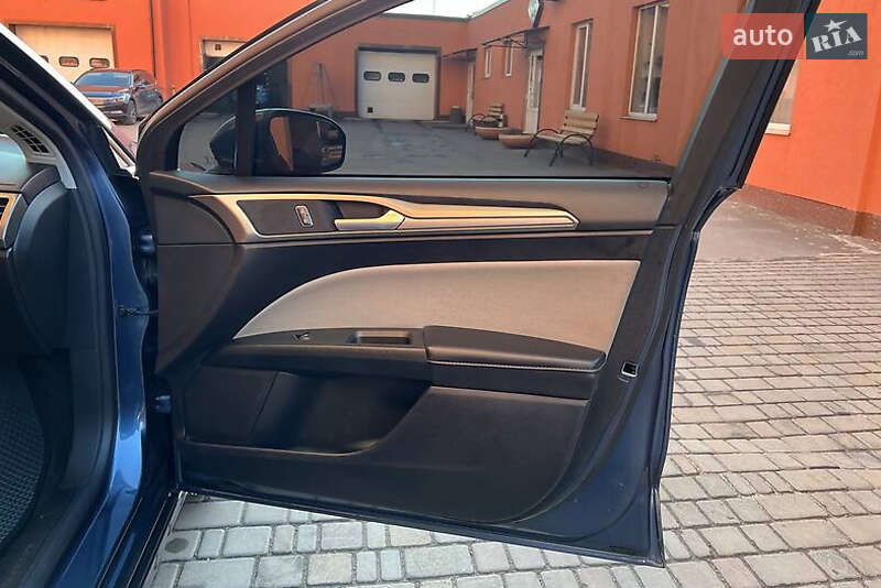 Седан Ford Fusion 2018 в Ужгороді фото 24 Седан Ford Fusion 2018 в Ужгороді
