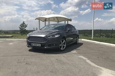 Седан Ford Fusion 2015 в 