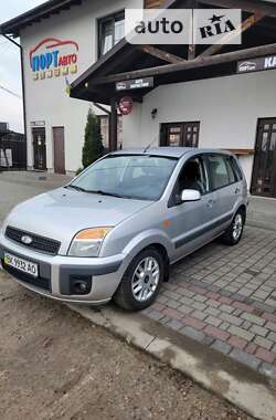 Хетчбек Ford Fusion 2008 в Сарнах