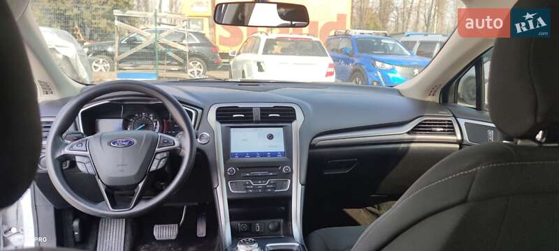 Седан Ford Fusion 2016 в Києві фото 16 Седан Ford Fusion 2016 в Києві