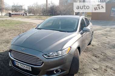 Седан Ford Fusion 2014 в Первомайську