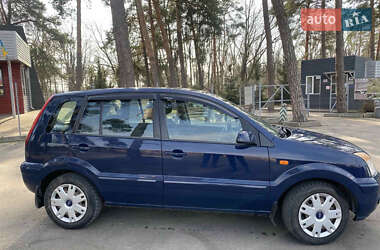 Хэтчбек Ford Fusion 2009 в 