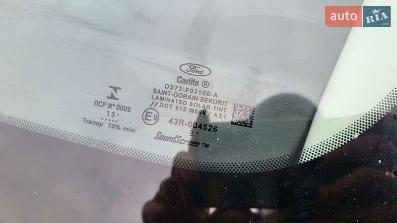 Седан Ford Fusion 2013 в Олександрії