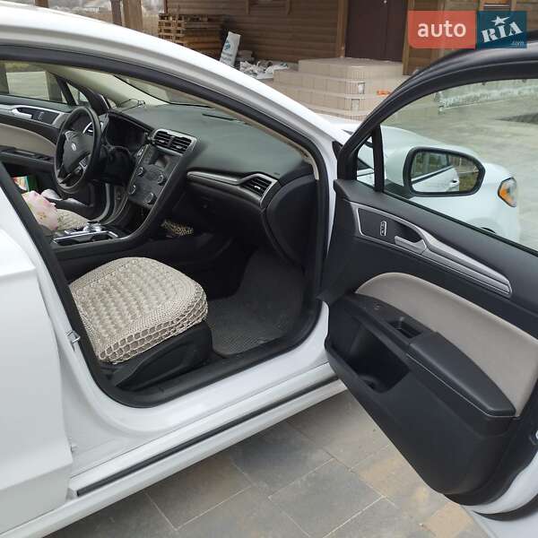 Седан Ford Fusion 2019 в Киеве фото 13 Седан Ford Fusion 2019 в Киеве