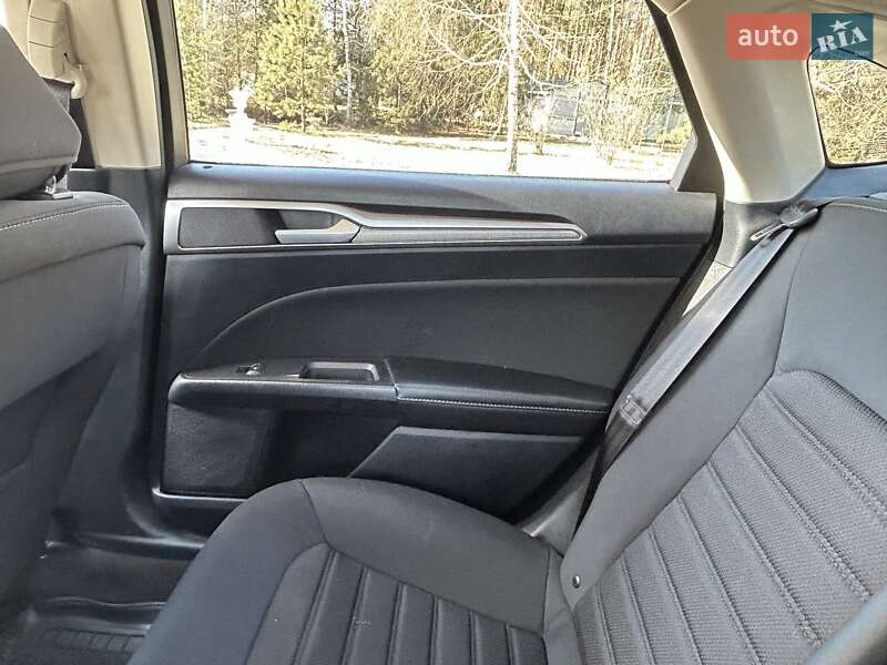 Седан Ford Fusion 2020 в Виннице