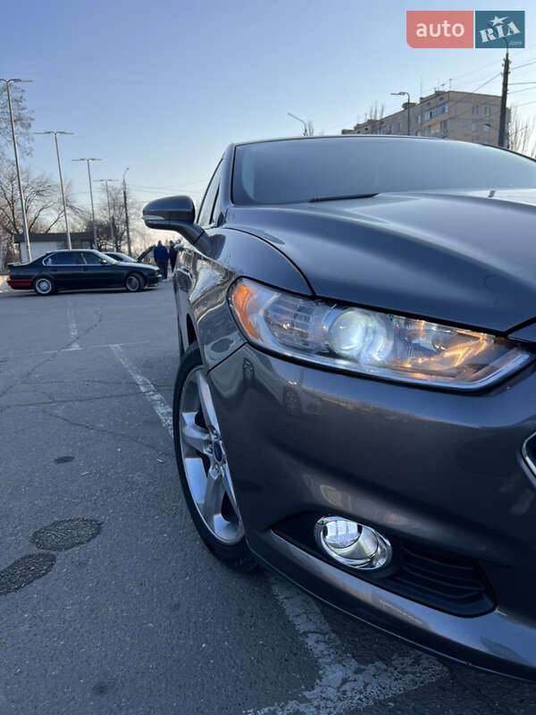 Седан Ford Fusion 2014 в Миколаєві