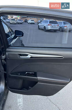 Седан Ford Fusion 2014 в Миколаєві