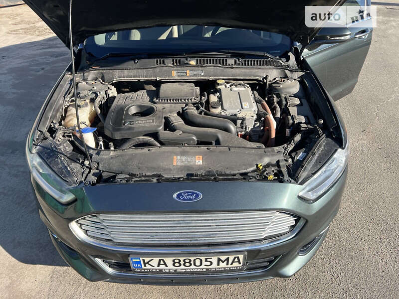 Седан Ford Fusion 2015 в Києві