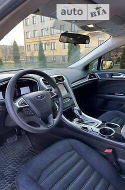 Седан Ford Fusion 2013 в Коломые