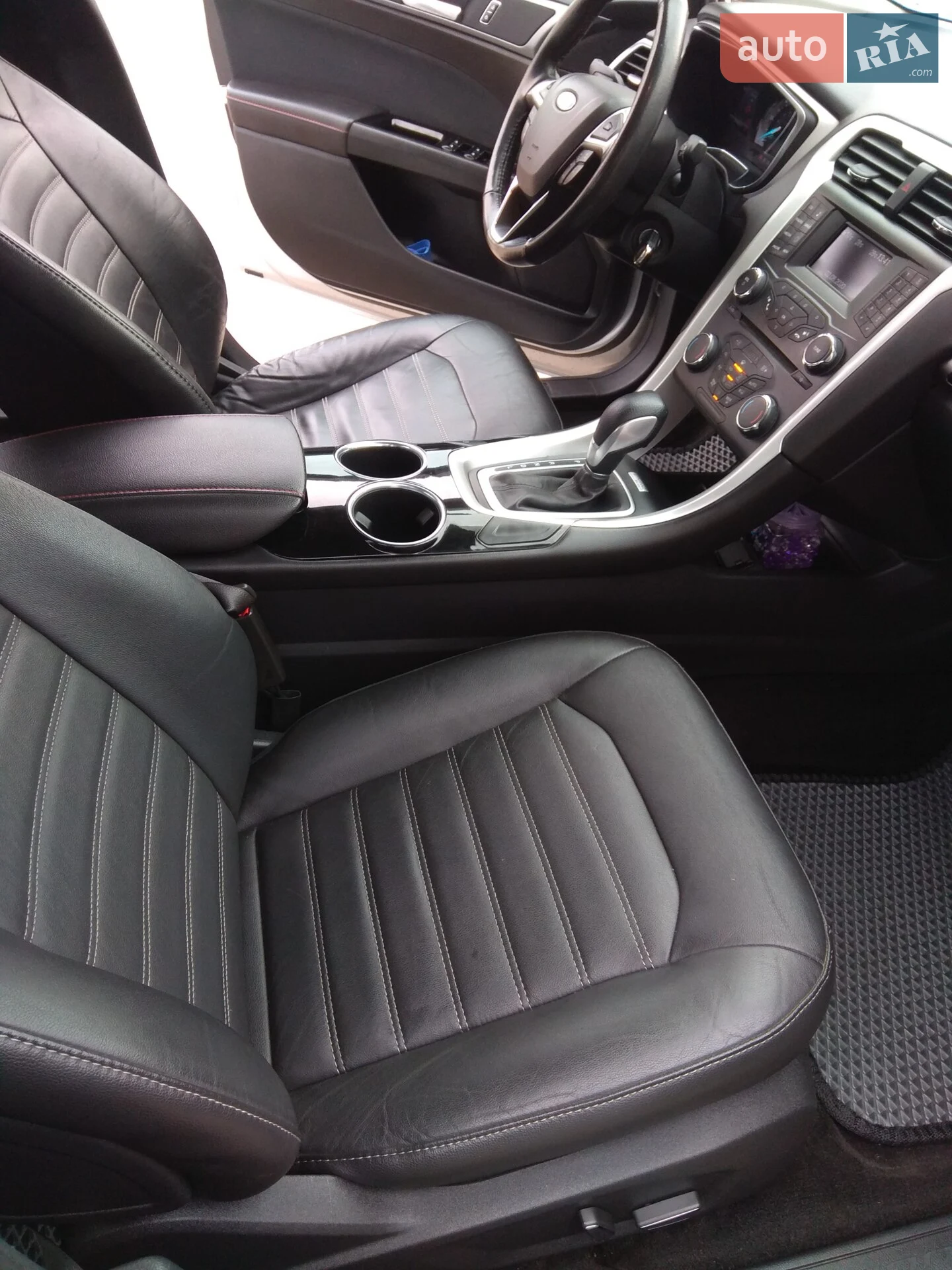 2013 Ford Fusion - мініатюра 18