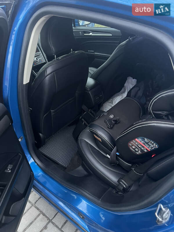 Седан Ford Fusion 2019 в Днепре