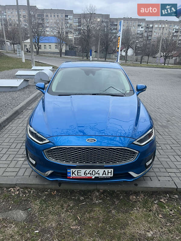 Седан Ford Fusion 2019 в Днепре