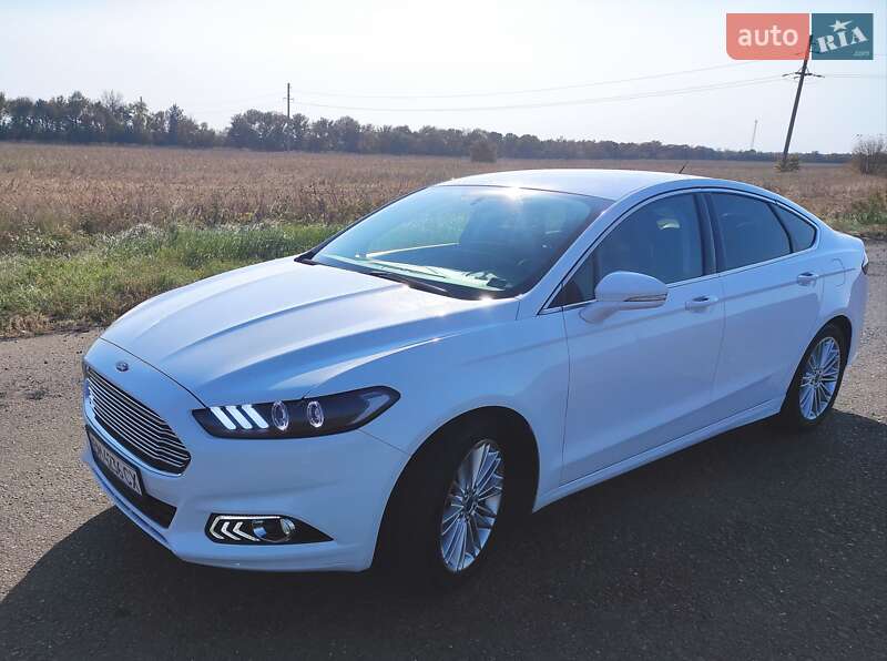 Седан Ford Fusion 2015 в Кропивницком