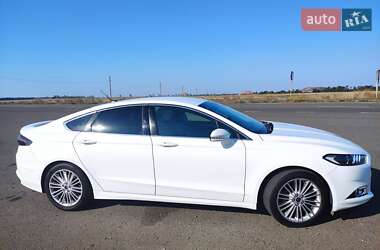 Седан Ford Fusion 2015 в Кропивницком