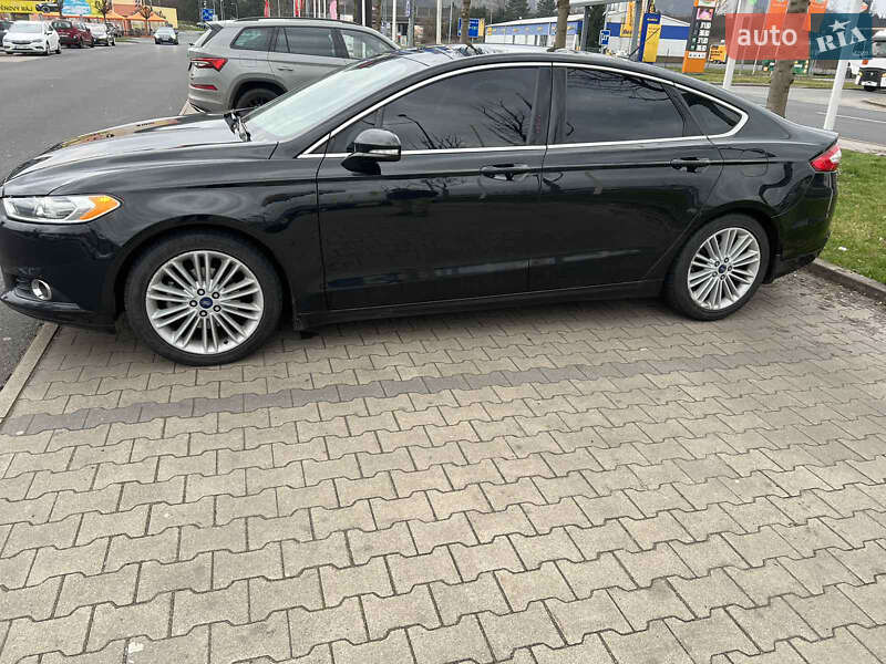 Седан Ford Fusion 2014 в Кривом Роге