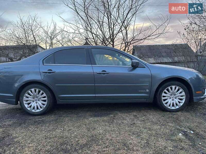 Седан Ford Fusion 2012 в Яготине