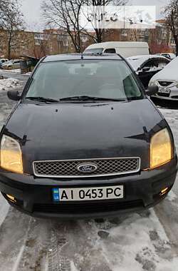 Хэтчбек Ford Fusion 2004 в Вышгороде