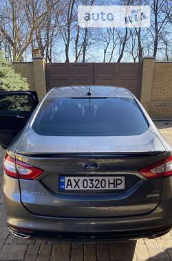 Седан Ford Fusion 2014 в Харкові