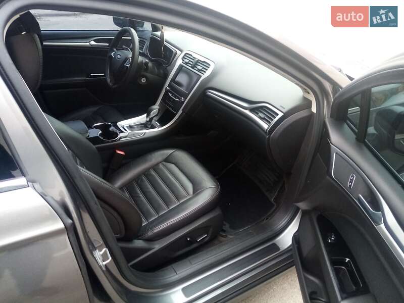 Седан Ford Fusion 2014 в Києві