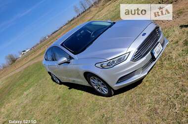 Седан Ford Fusion 2016 в Броварах