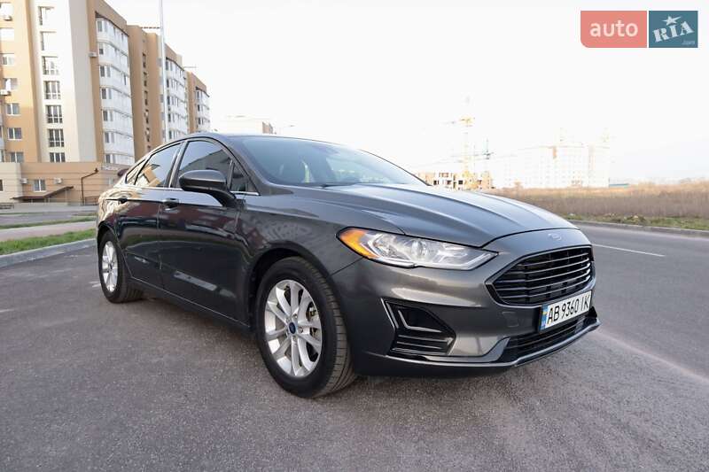 Седан Ford Fusion 2019 в Виннице
