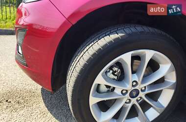Седан Ford Fusion 2019 в 