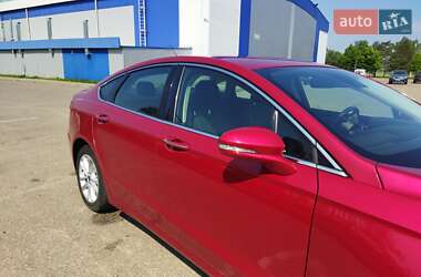 Седан Ford Fusion 2019 в 