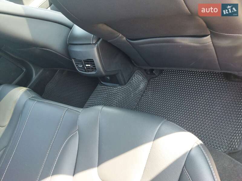 Седан Ford Fusion 2019 в Днепре