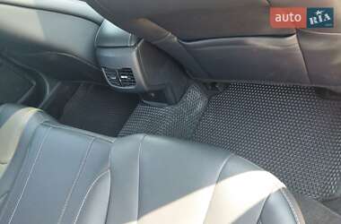 Седан Ford Fusion 2019 в 