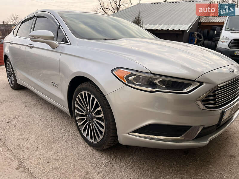 Седан Ford Fusion 2018 в Киеве