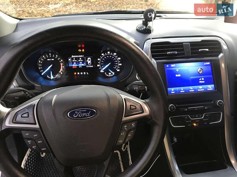 Седан Ford Fusion 2017 в Киеве фото 18 Седан Ford Fusion 2017 в Киеве