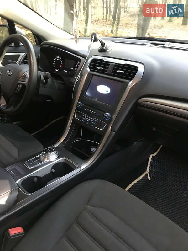 Седан Ford Fusion 2017 в Киеве фото 21 Седан Ford Fusion 2017 в Киеве