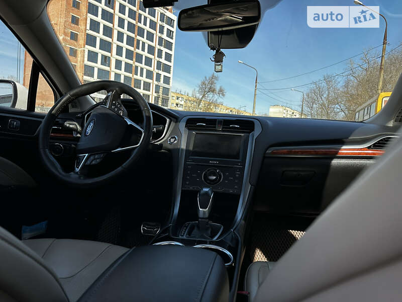 Седан Ford Fusion 2015 в Запорожье