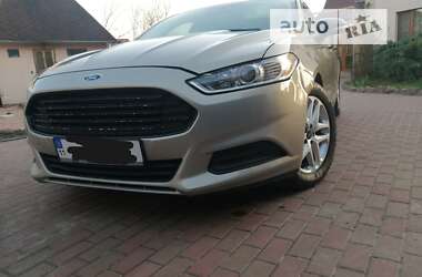 Седан Ford Fusion 2015 в Києві