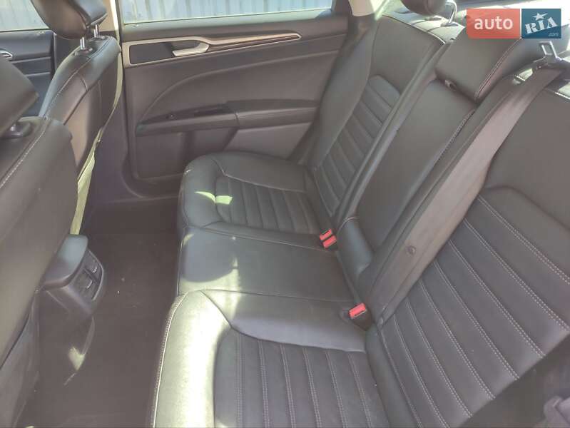 Седан Ford Fusion 2015 в Броварах