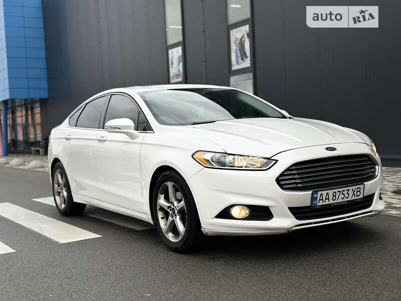 Седан Ford Fusion 2012 в Києві