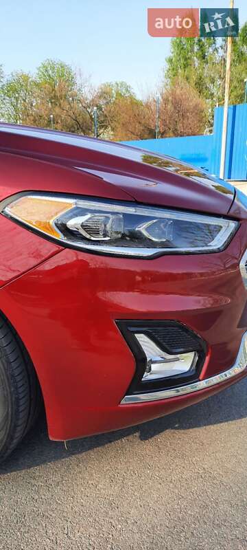 Седан Ford Fusion 2019 в Киеве