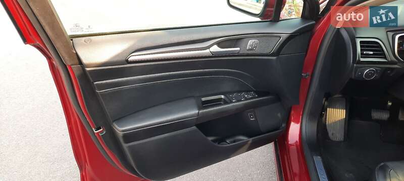 Седан Ford Fusion 2019 в Киеве