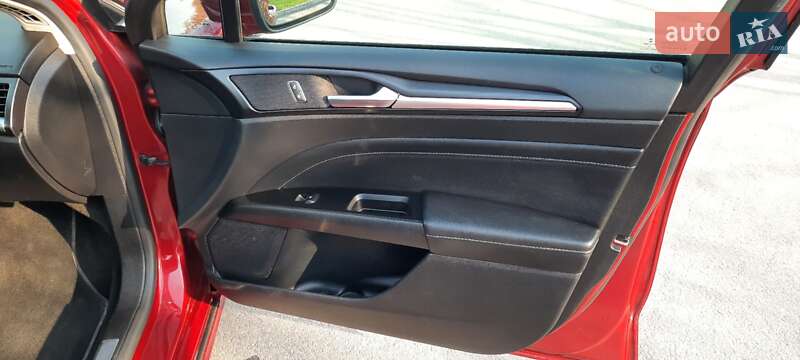 Седан Ford Fusion 2019 в Киеве