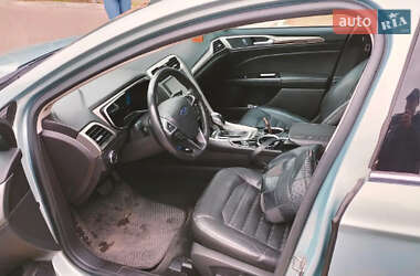 Седан Ford Fusion 2013 в Львові