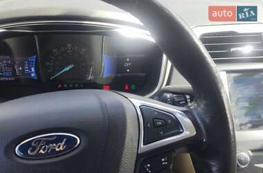 Седан Ford Fusion 2013 в Черкассах