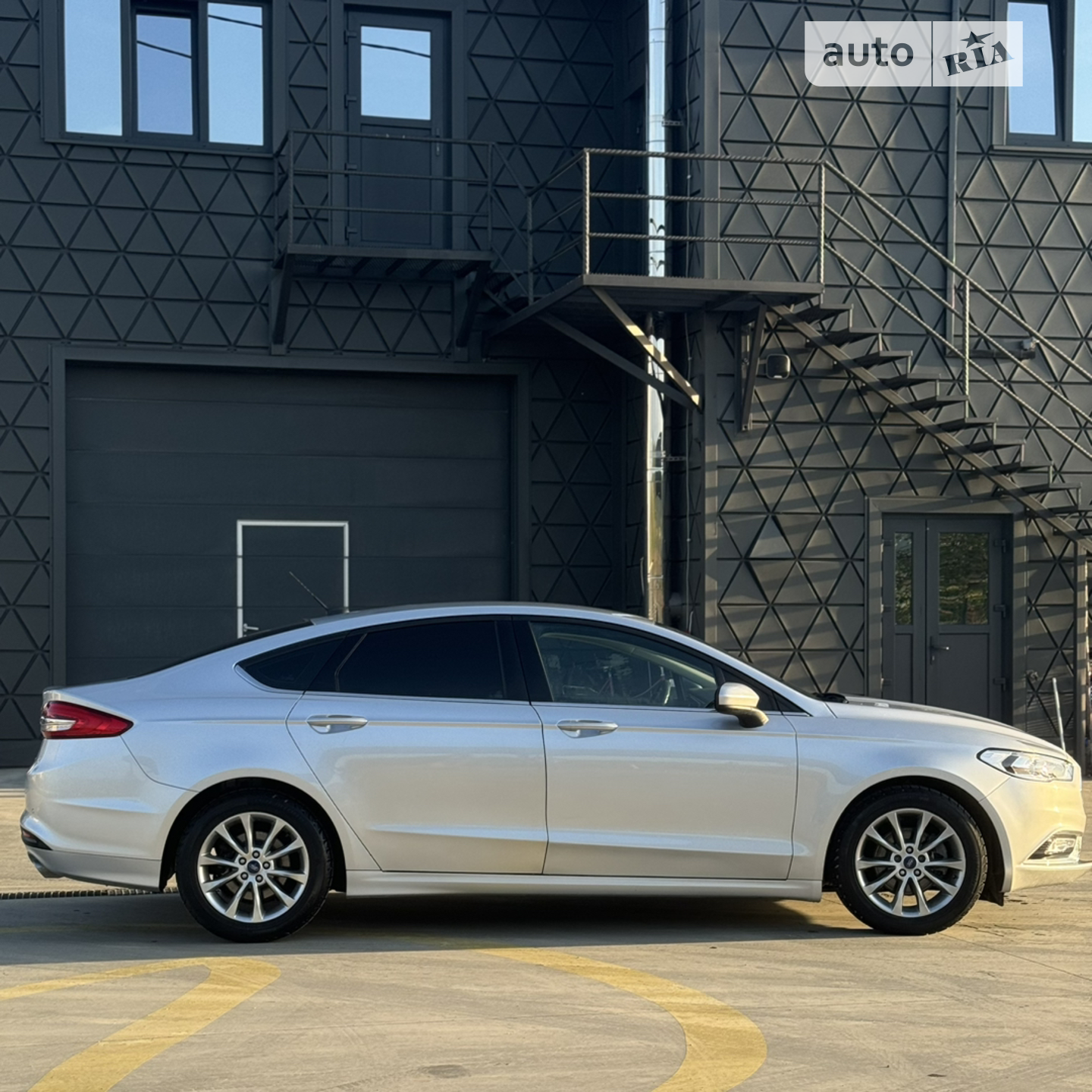 2016 Ford Fusion - мініатюра 2