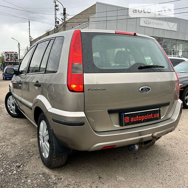 Хэтчбек Ford Fusion 2002 в Сумах
